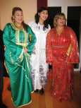 Arabische Abendkleider zur Hochzeitsfeier getragen